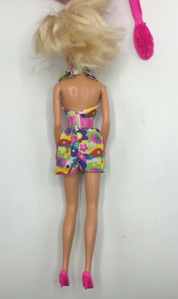 1993 Dress ‘N Fun Barbie w/ Box /b