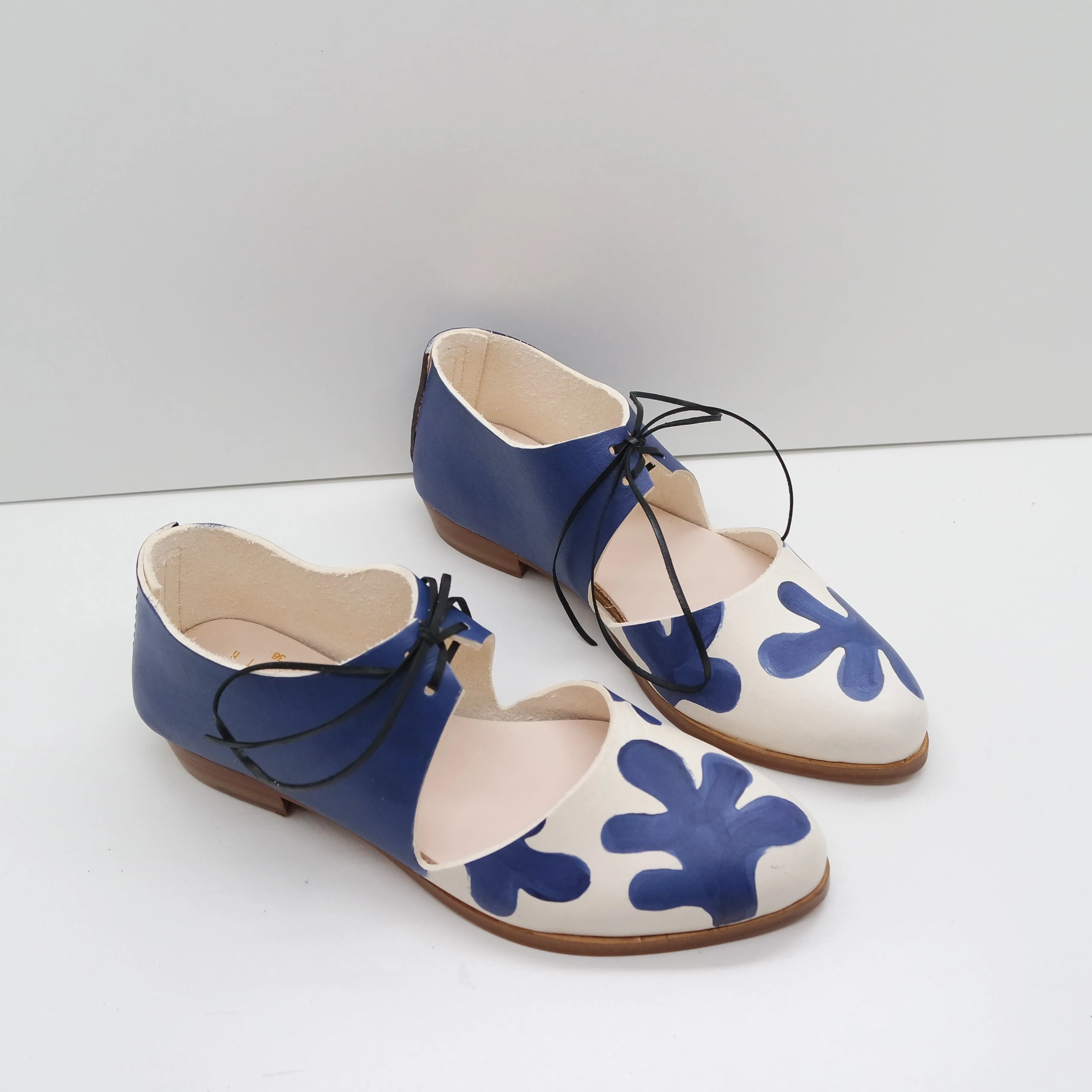 BBF24 SALE. SIZE 35. THE MARY. MATISSE. TT AZURE W AZURE BACK. 2CM