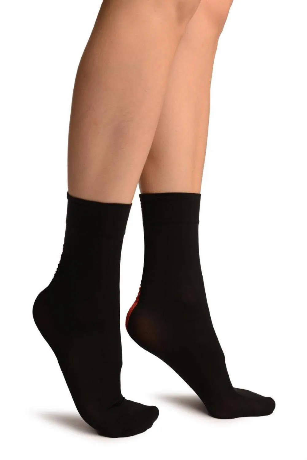 Black With Red Wide Back Seam Ankle High Socks