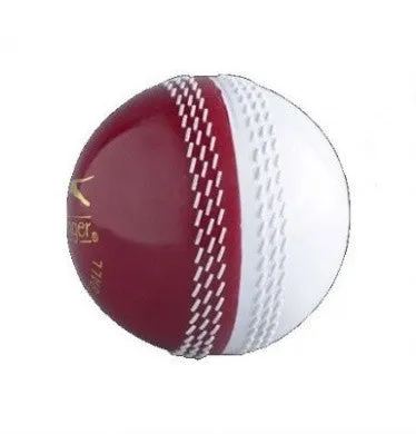 Cricket Training Ball 63 - Mens -