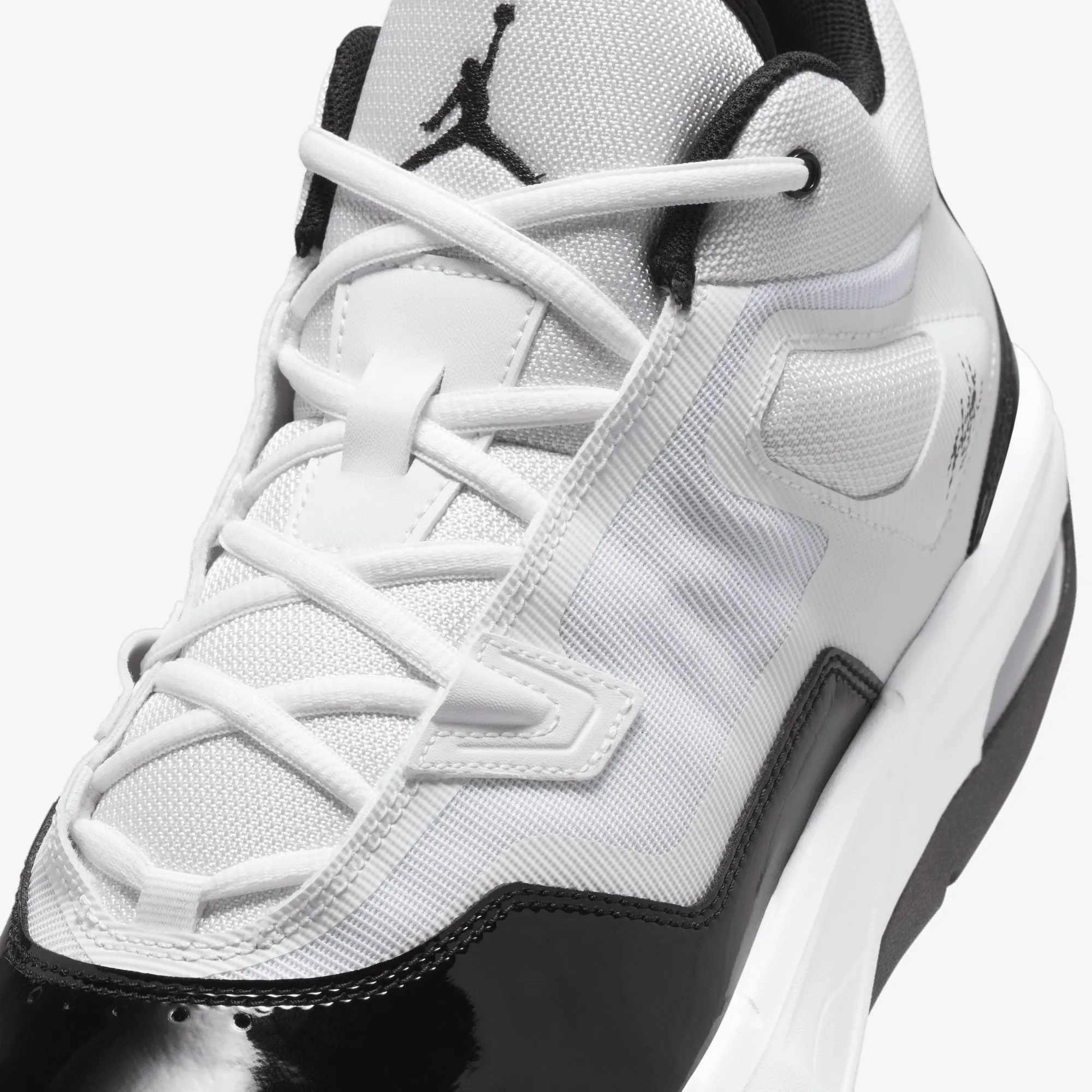 JORDAN | STAY LOYAL 3 { WHITE/BLACK