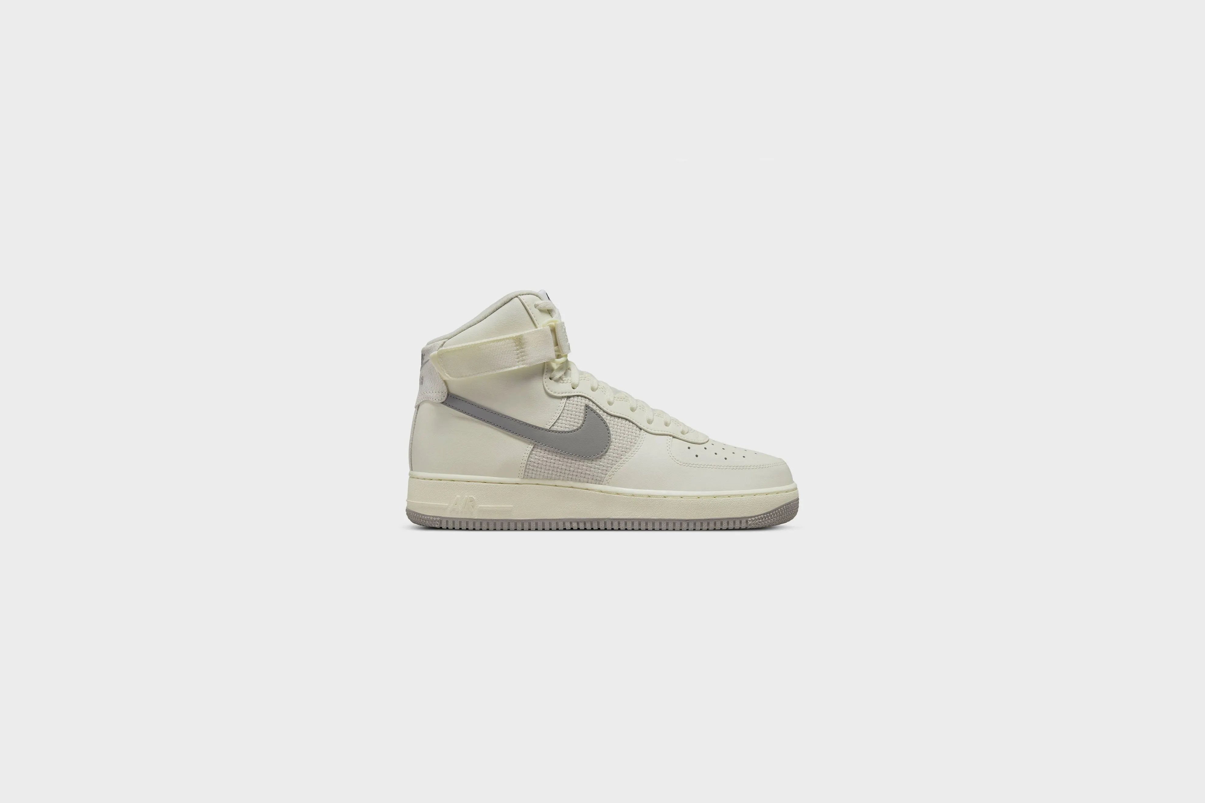 Nike Air Force 1 High ‘07 LV8 (Sail/Medium Grey-Light Bone)