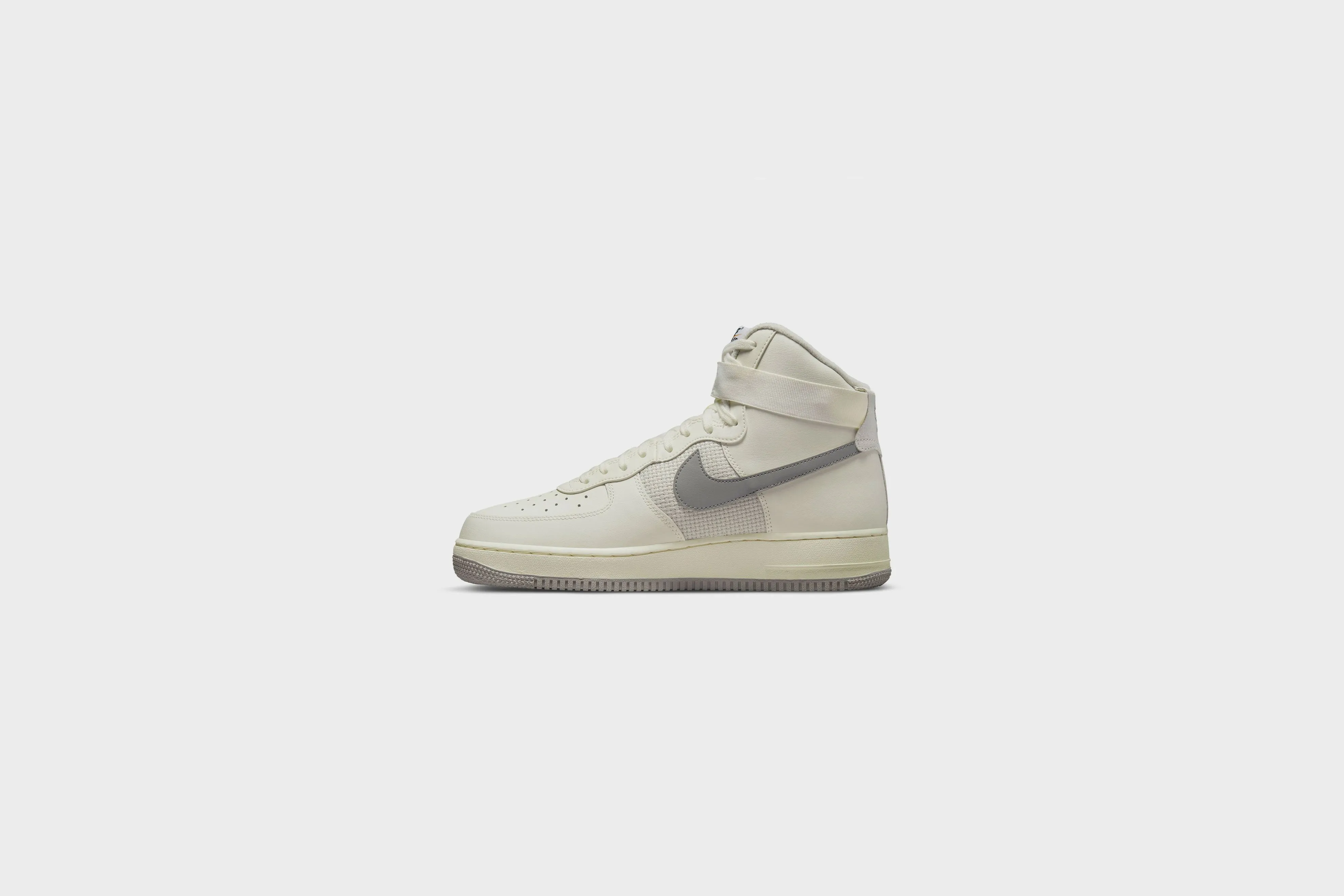 Nike Air Force 1 High ‘07 LV8 (Sail/Medium Grey-Light Bone)