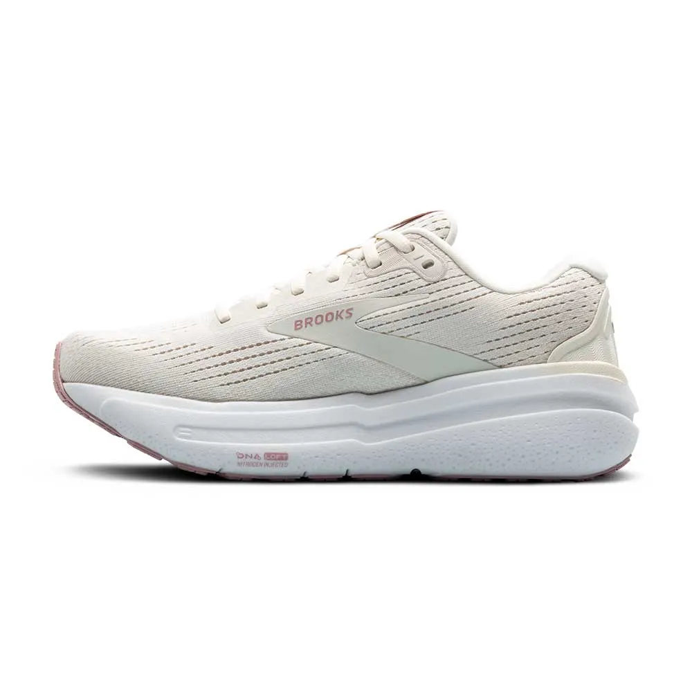 Women's Ghost Max 2 Running Shoe - Coconut Milk/Gray/Zephyr - Regular (B)