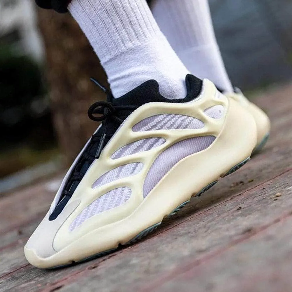 YEEZY 700 V3 AZAEL